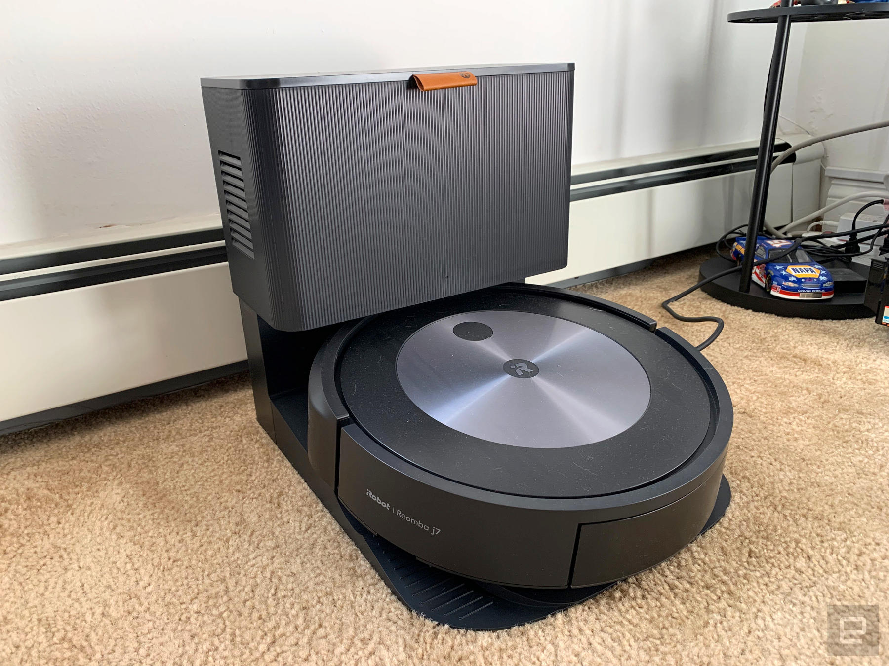 iRobot's Roomba j7 robot vacuum is cheaper than ever ahead of