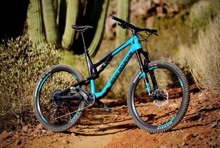 First Ride: Rocky Mountain Thunderbolt Is Lightning on Trails