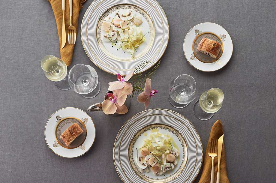 ウェッジウッド＞秋の食卓に彩りを添える「アンセミオン グレイ