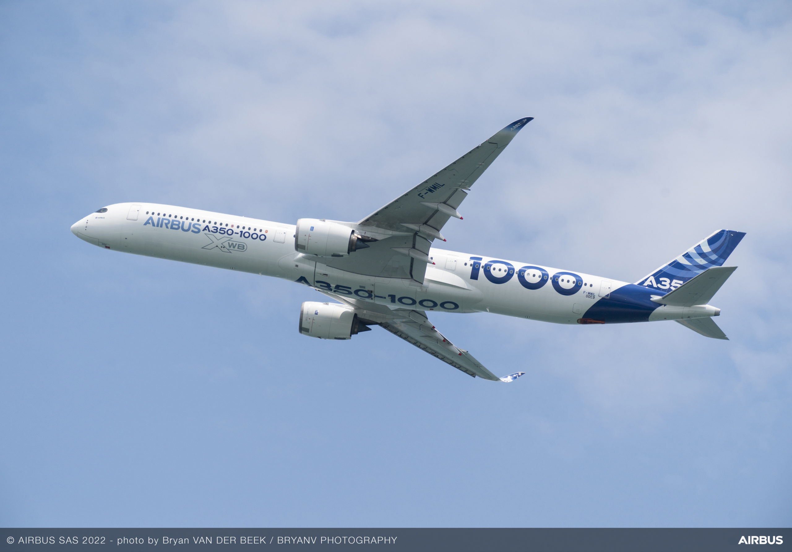ルフトハンザグループ、4発機の後続機としてA350-1000型機の導入を
