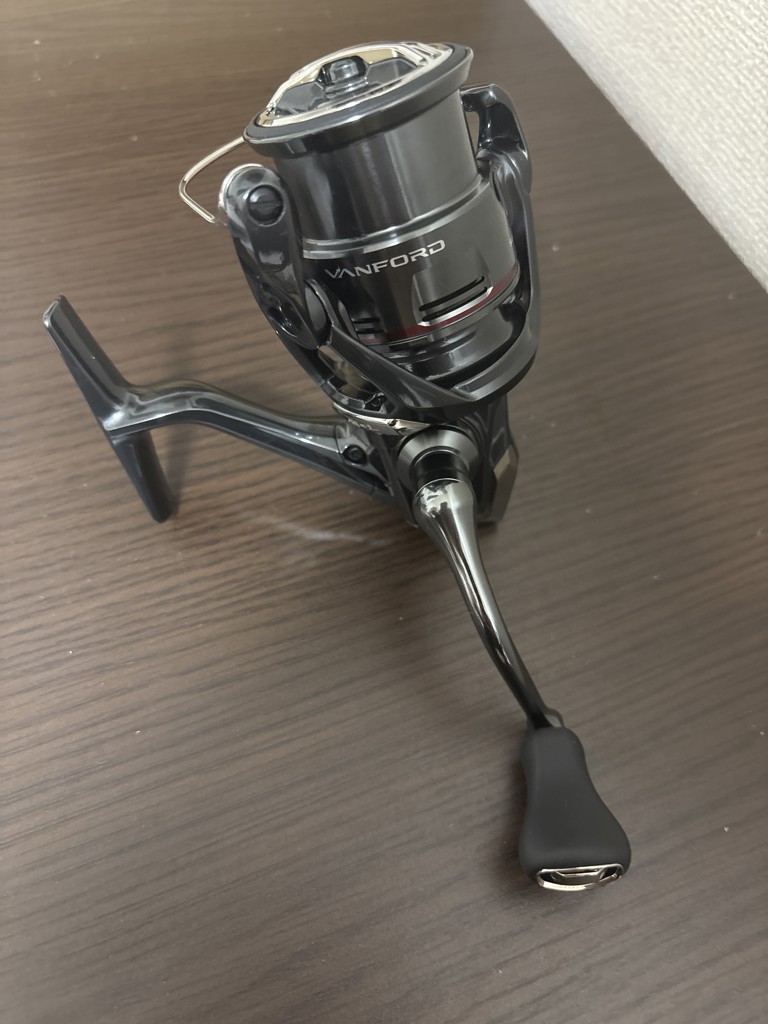 シマノ ヴァンフォード C2000S 24年モデル スピニングリール - 釣具の