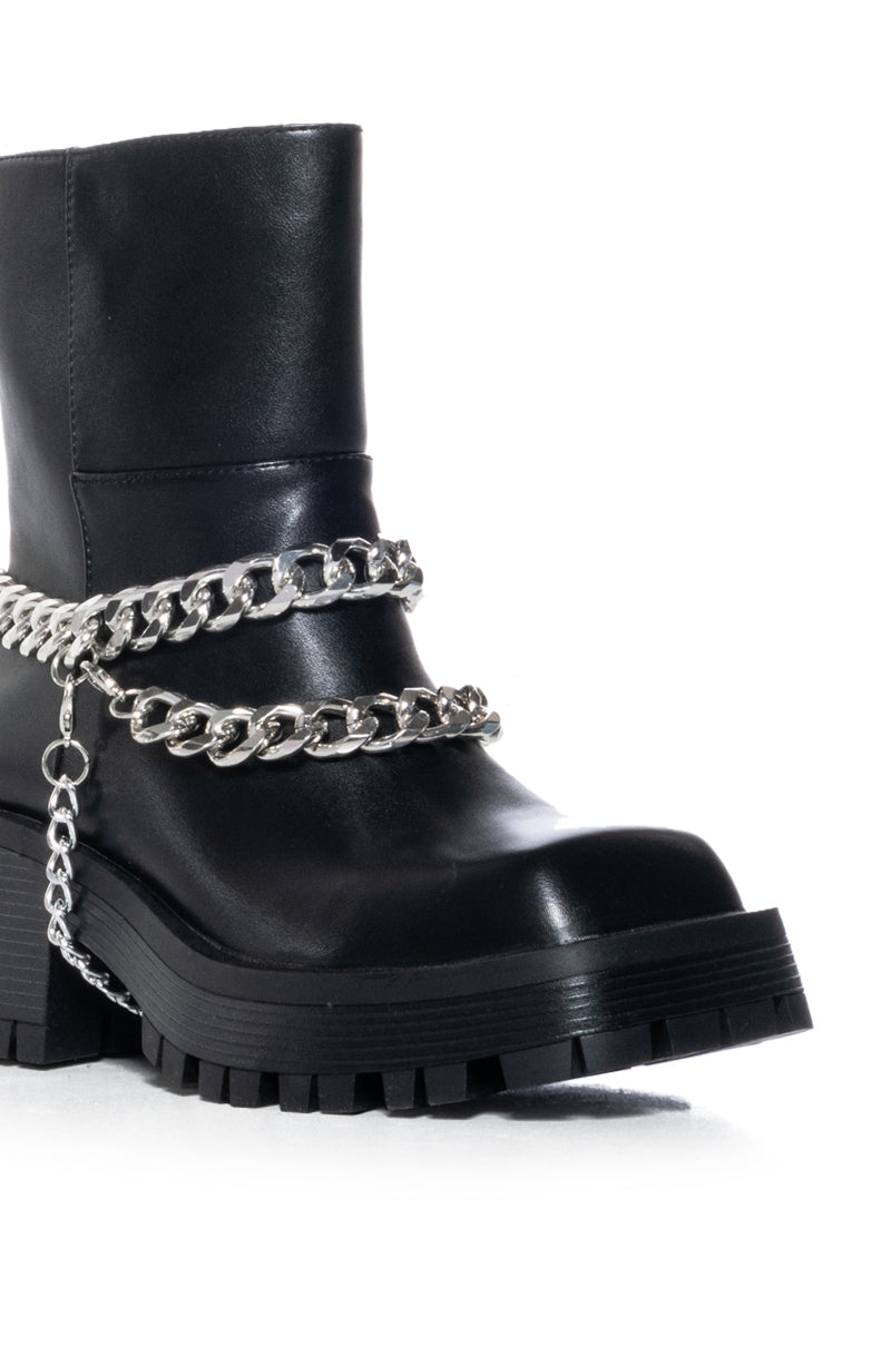 AZALEA WANG ON THE ROAD SILVER CHAIN DETAIL BLACK BOOTIE – AKIRA