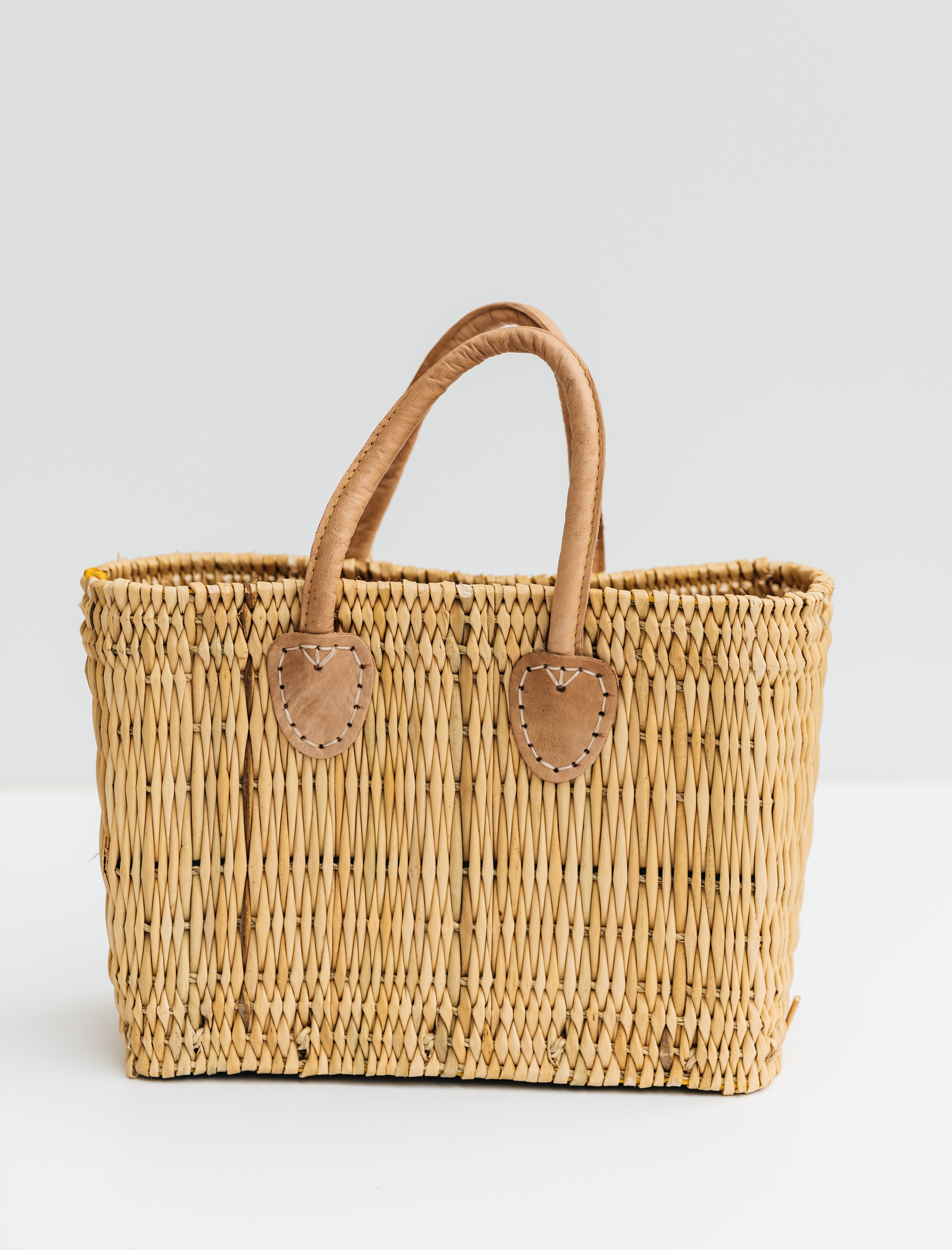 becasa-Flat-Weave-Baskets-