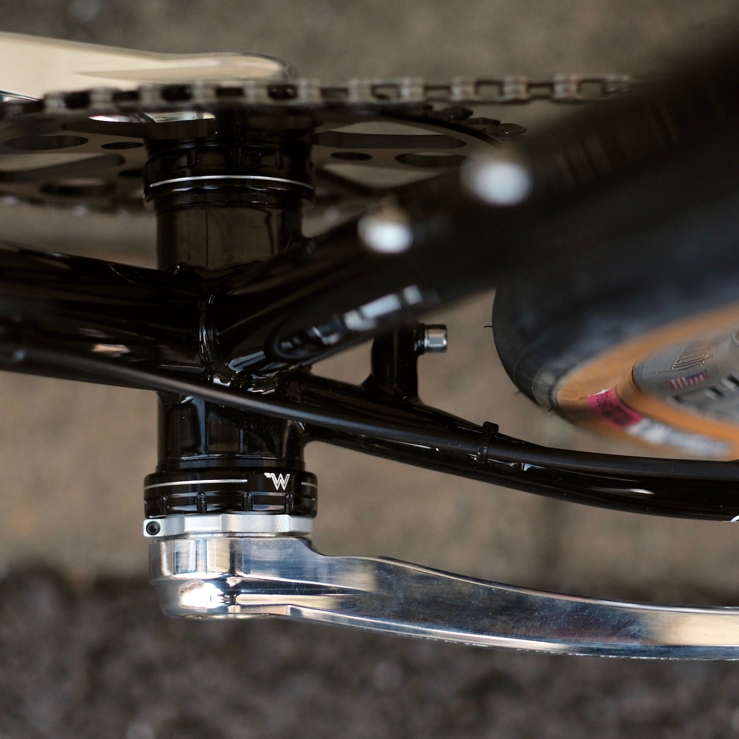 WHITE INDUSTRIES BSA Bottom Bracket 30mm