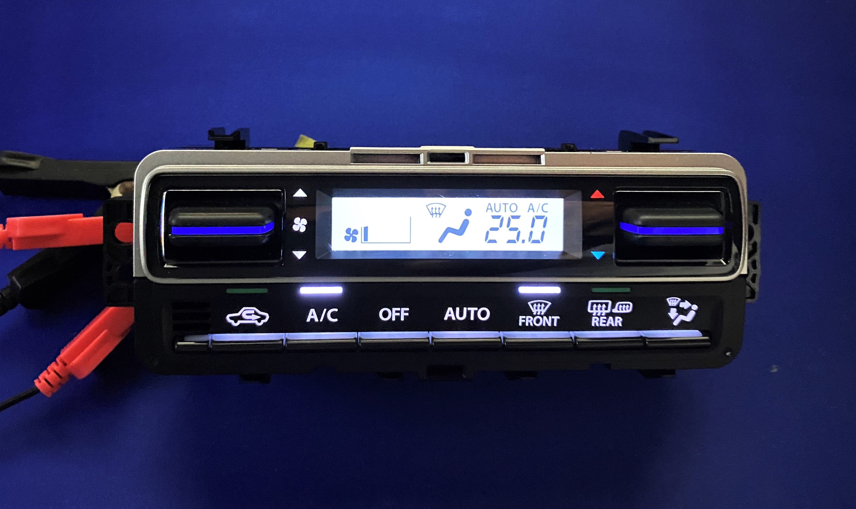 ❗️ホワイト仕様❗️MB46S デリカD2 エアコンスイッチパネル