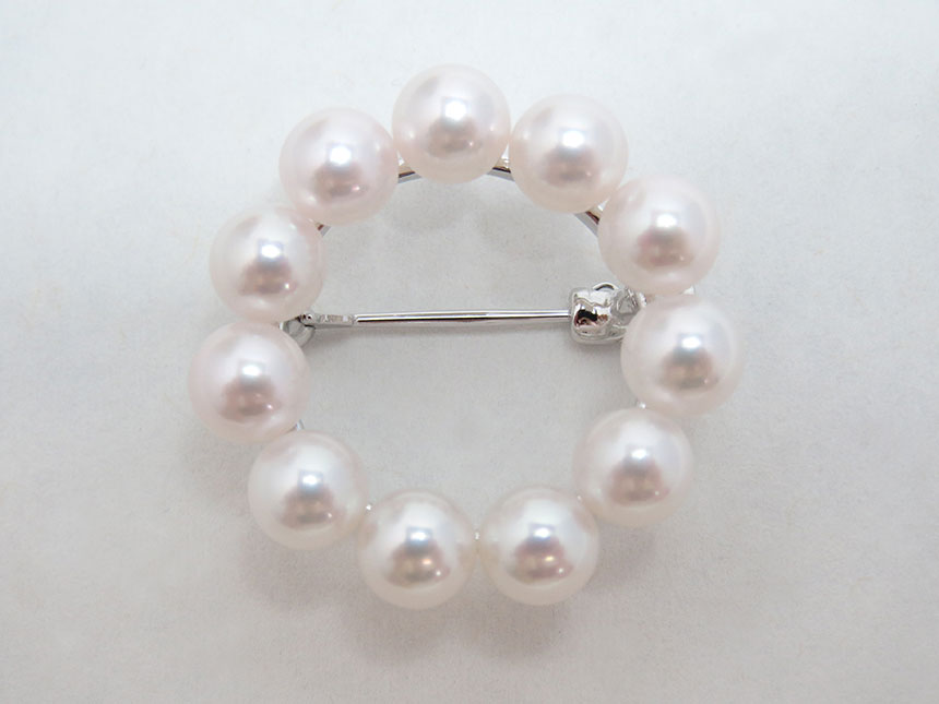 楽天市場】【全品ギフト包装】アコヤ真珠×白蝶貝ブローチ 約8.0mm SV