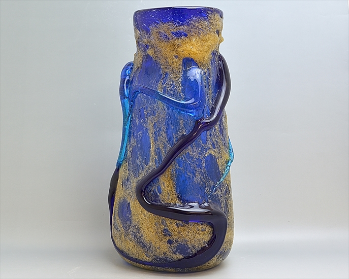 沖縄 稲嶺盛吉 希少 1980年代作 角形フラワーベース 沖縄 稲嶺盛吉