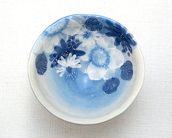 和雑貨 四季彩堂 オンラインショップ / 飯碗 藍彩白絵花