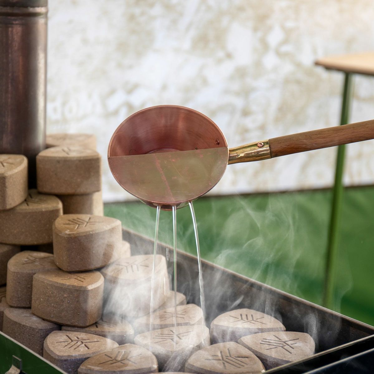 コッパーロウリュひしゃく – テントサウナ専門店 SaunaCamp.（サウナ