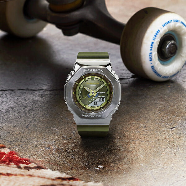 G-SHOCK ミッドサイズ メタルベゼル GM-S2100-3AJF メンズ レディース