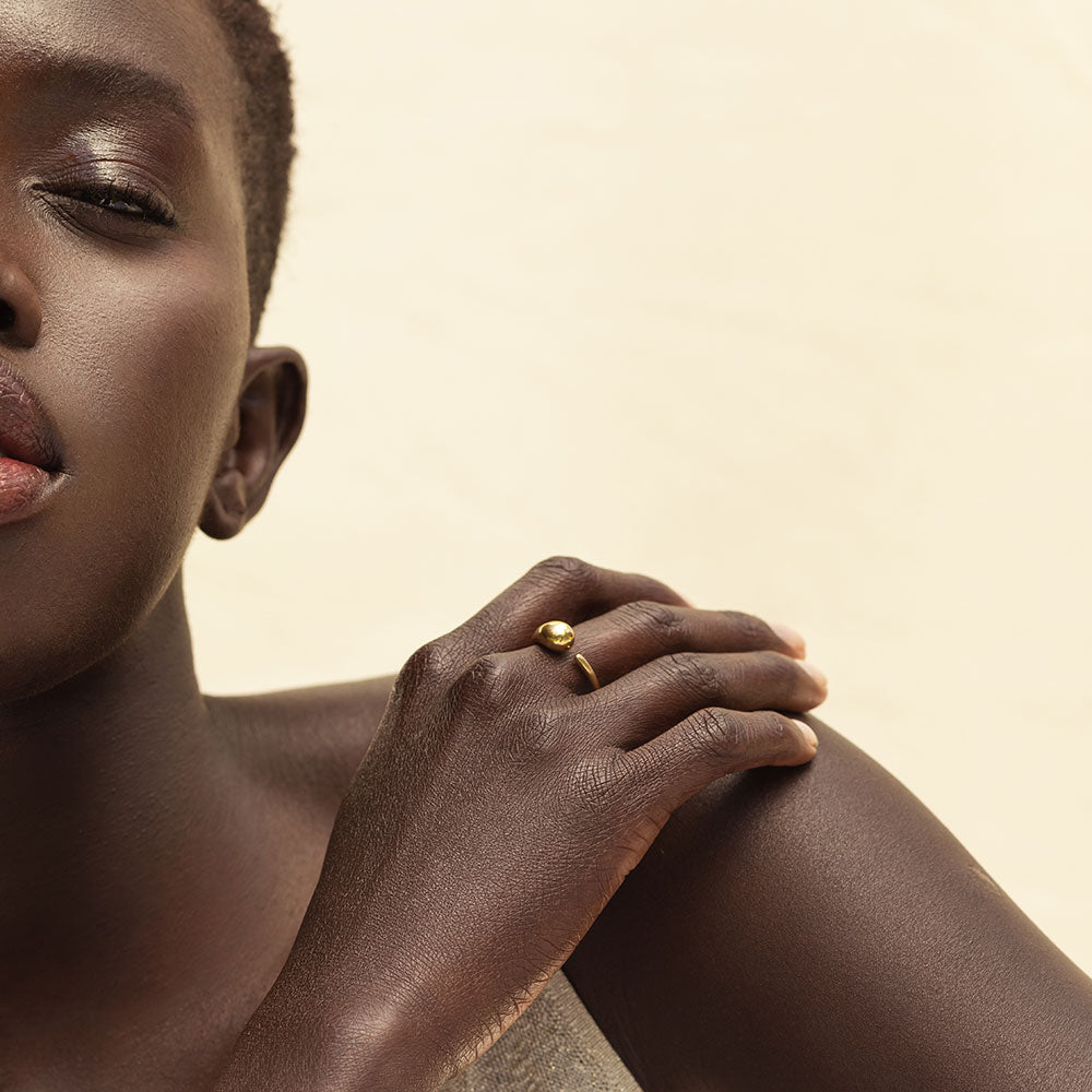SOKO | Delicate Dash Ring