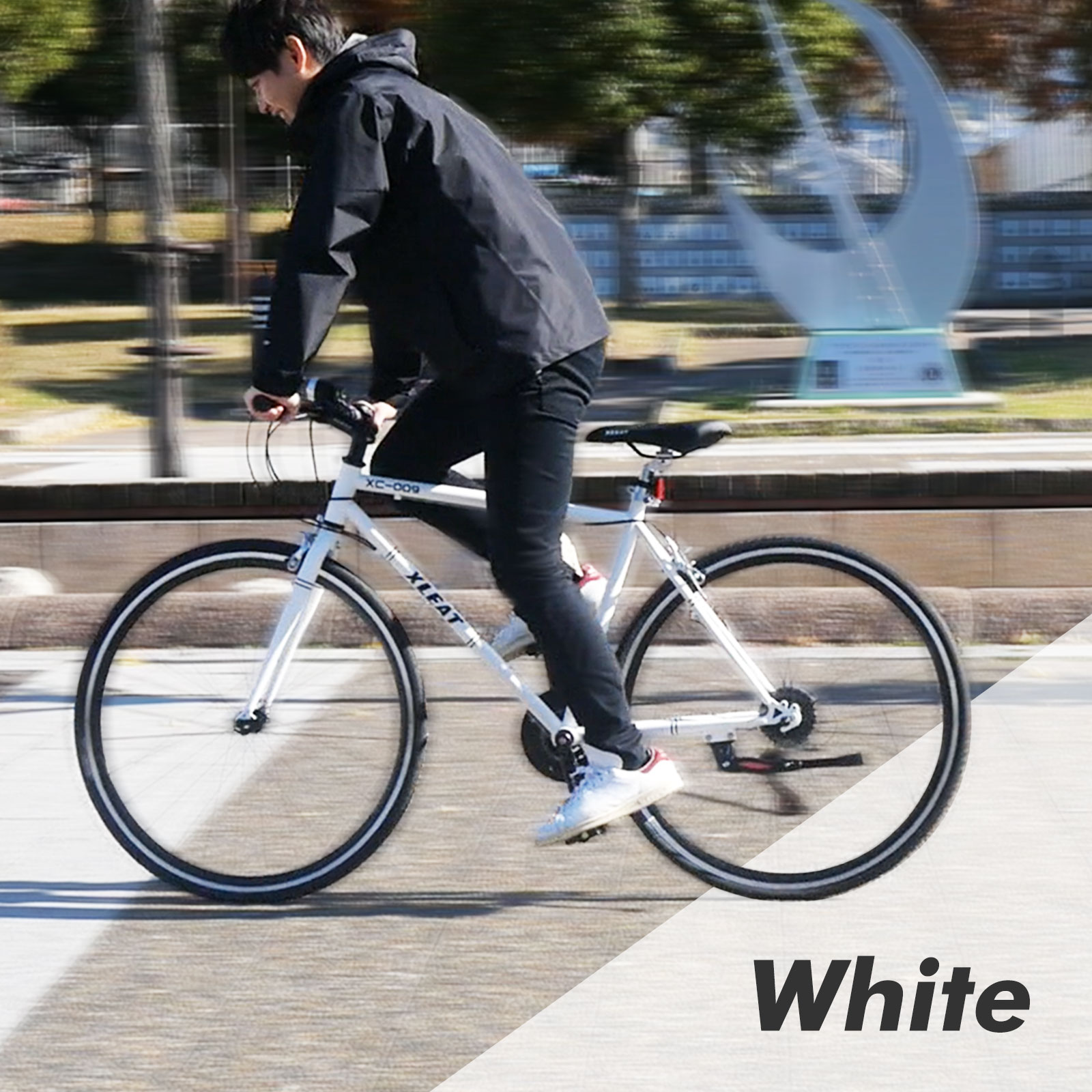 XLEAT クロスバイク 700c シマノ製 21段変速 ライト スタンド付 自転車