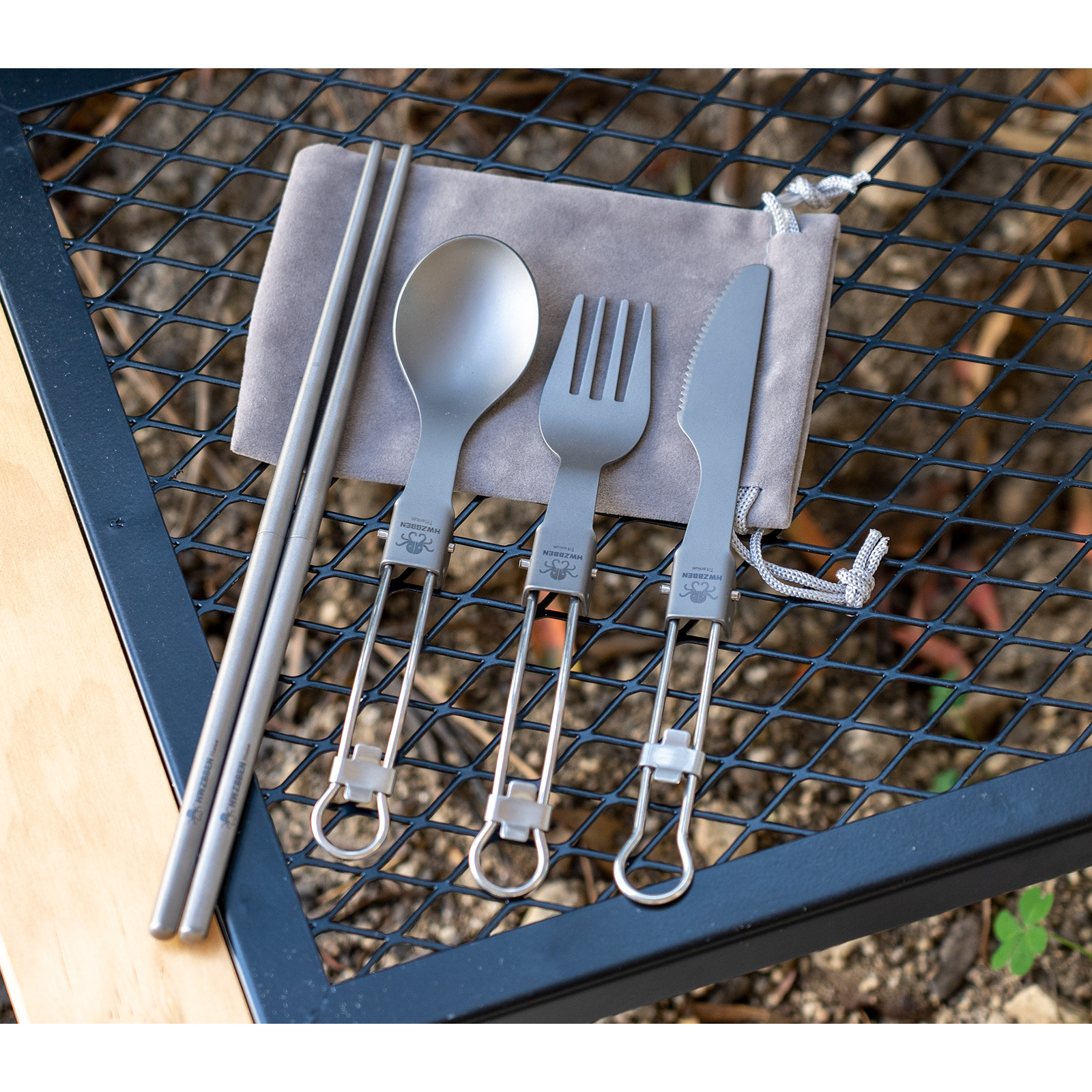 折りたたみ式 チタン カトラリーセット 4点セット（ フォーク・ナイフ