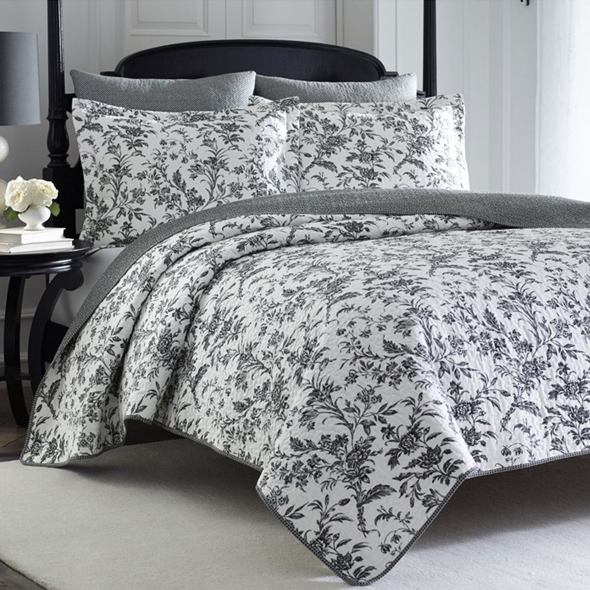 LAURA ASHLEY（ローラアシュレイ） キング 掛け布団カバー3点セット
