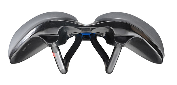 セライタリア サドル NOVUS BOOST EVO GRAVEL TM SUPERFLOW ノヴァス