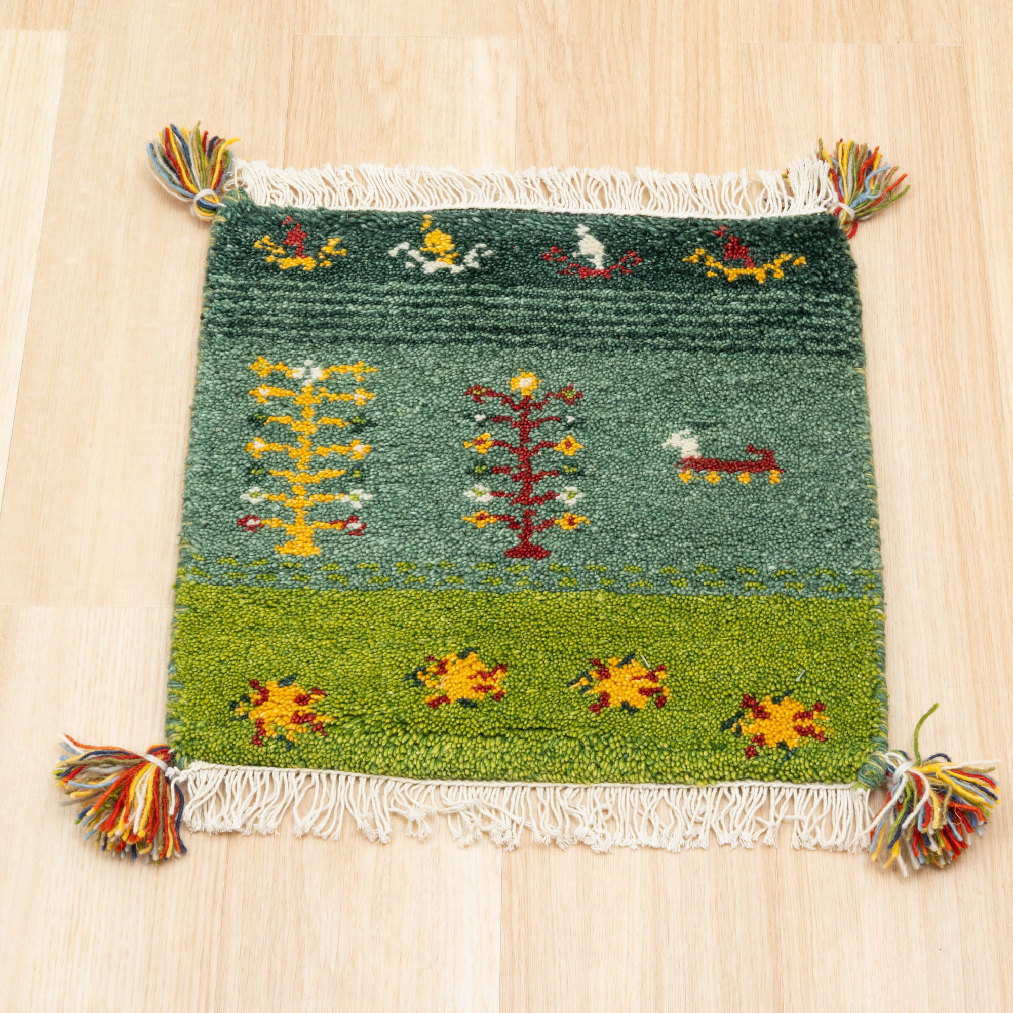 EーBLIND（イージーブラインド） ラグ ギャッベ 40x40 高級手結び 秋