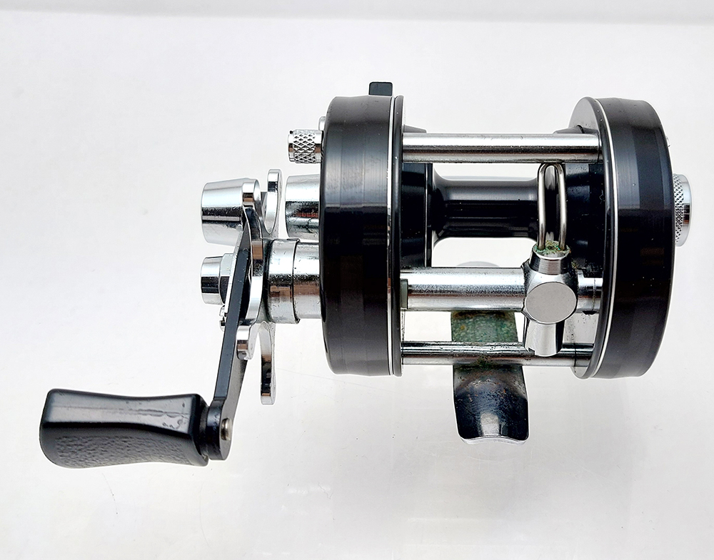 Revo（アブ・ガルシア） (2)【中古】【送料無料】アブ アンバサダー