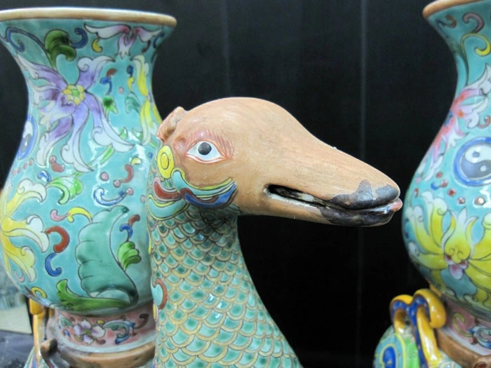 景徳鎮 十錦 動物飾り壺（1対） 高さ約35cm 中国 陶磁器 花瓶 オブジェ