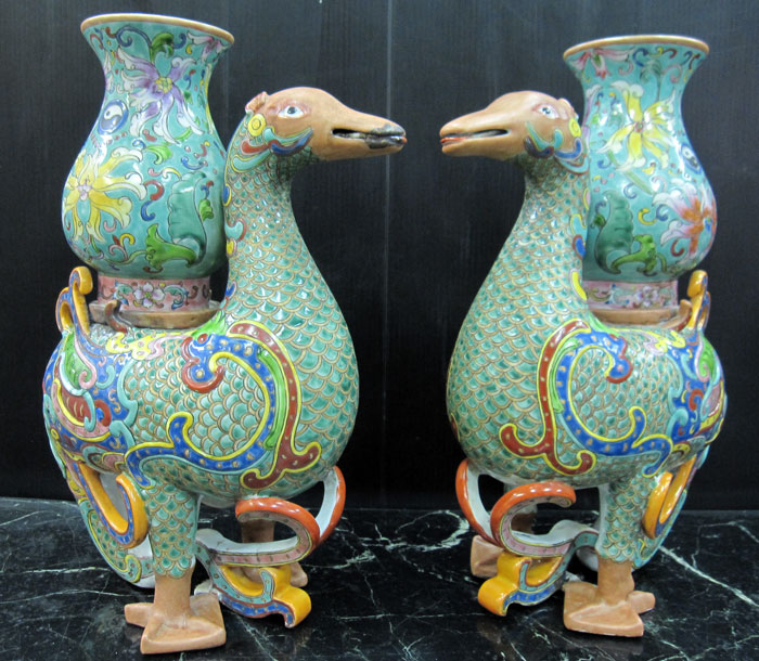 景徳鎮 十錦 動物飾り壺（1対） 高さ約35cm 中国 陶磁器 花瓶 オブジェ