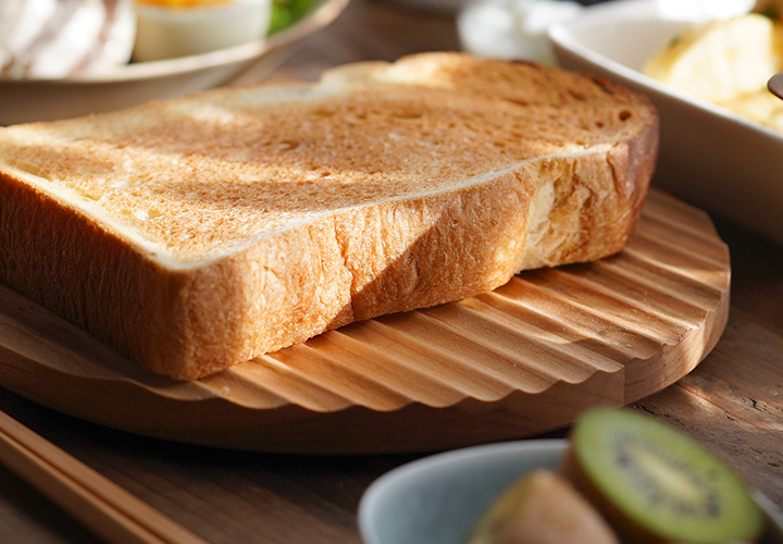 朝倉家具 波乗りパン皿 200 木製 山桜 天然木 オイル仕上げ 日本製