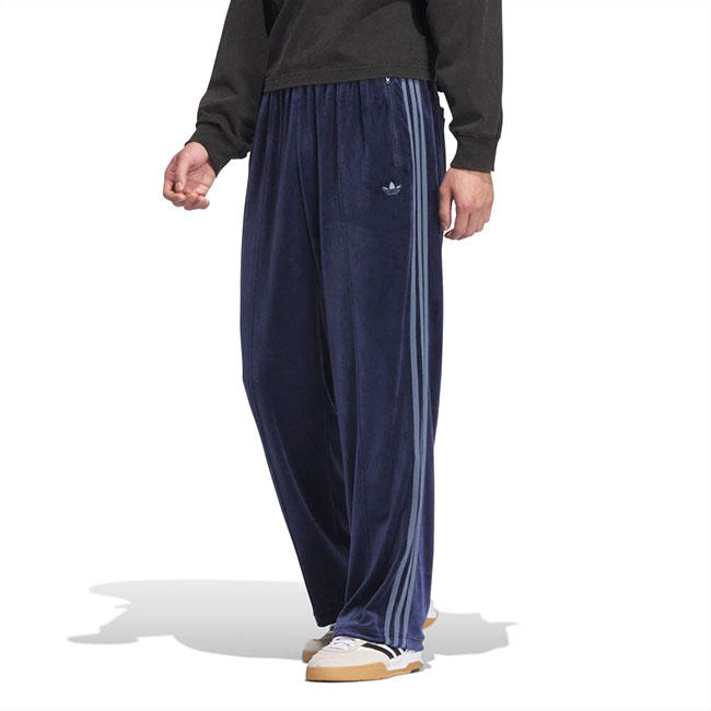 adidas アディダスオリジナルス ベッケンバウアー ベロア トラック