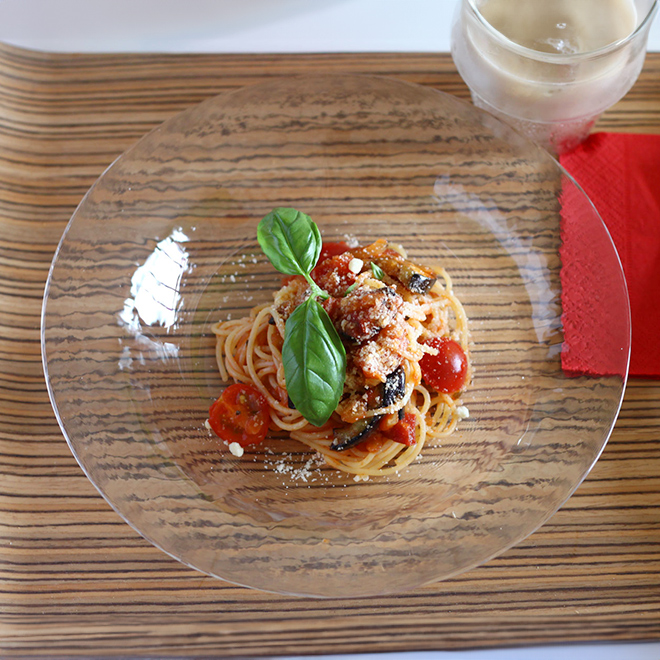 食器 ガラス食器 ガラス 皿 深皿 ガラスプレート 24cm カフェ食器 冷製