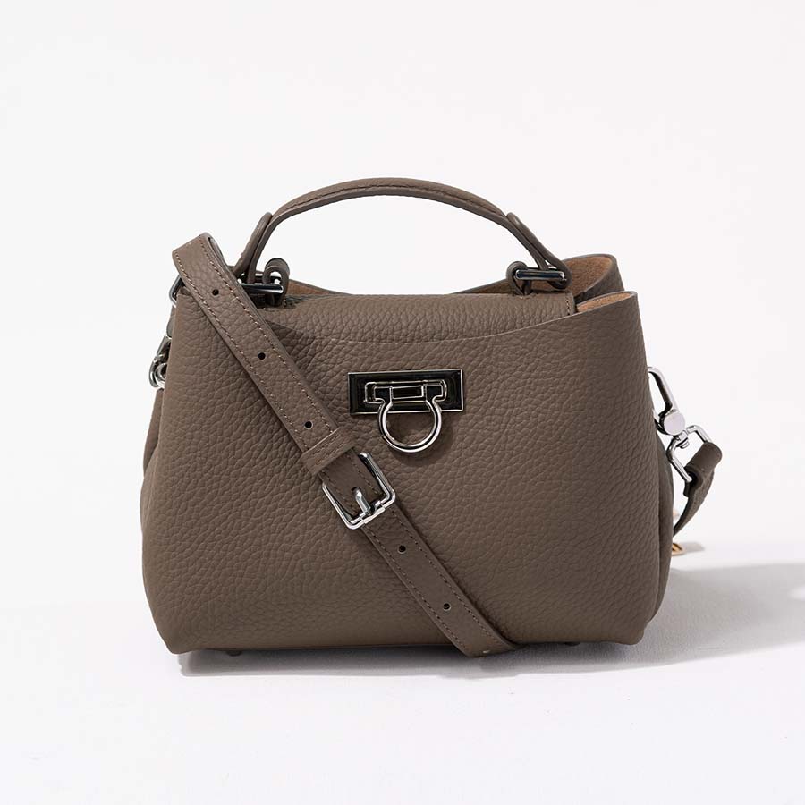 HAYNI（ヘイニ） ショルダーバッグ ハンドバッグ レディース 本革 斜