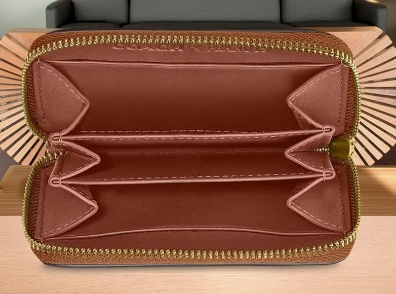 COACH（コーチ） 2025新作セール X ピーナッツ コラボ スヌーピー