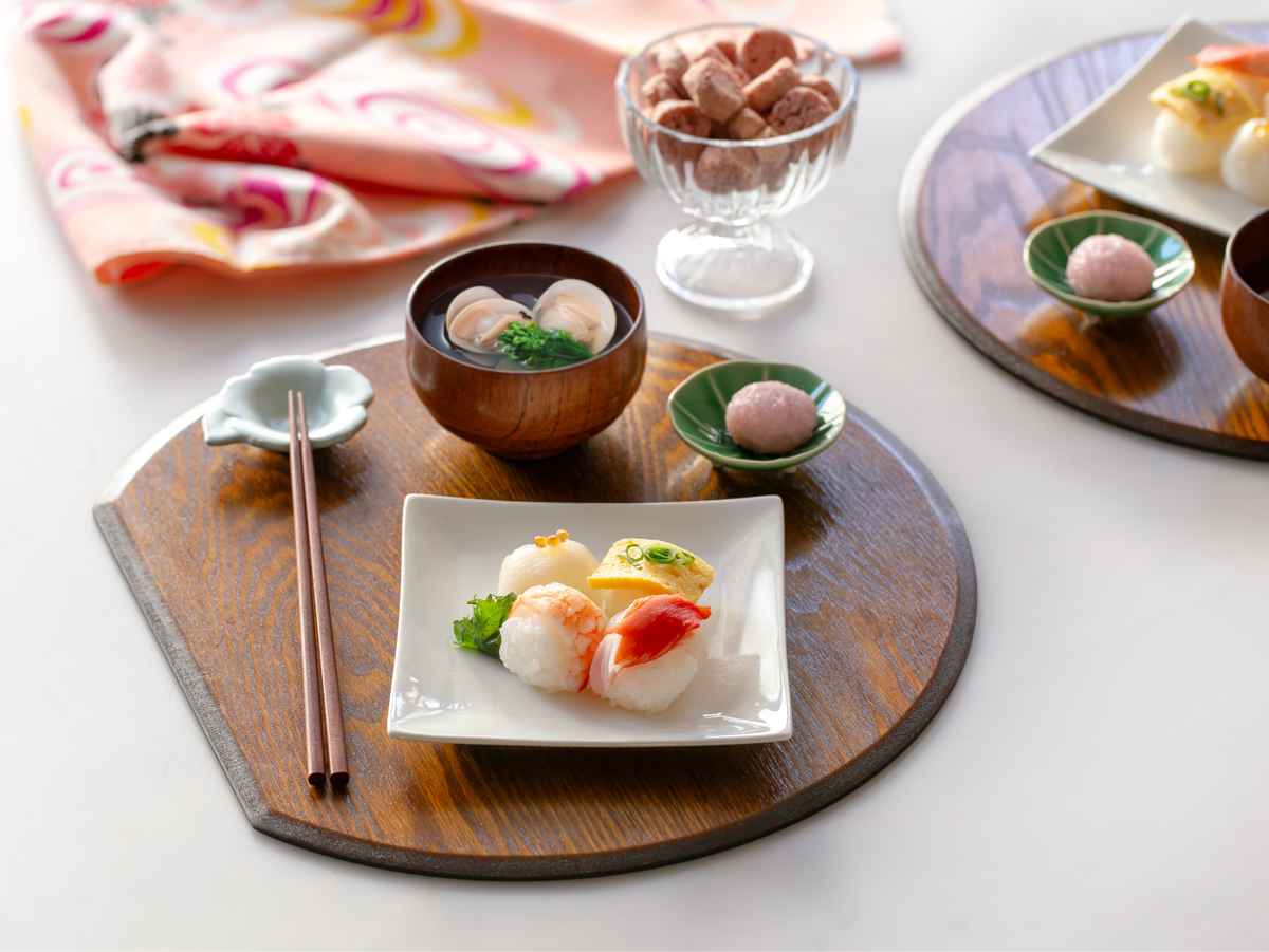 半月膳 36×32cm 漆塗り 天然木 ランチョンマット 5枚セット （ お盆