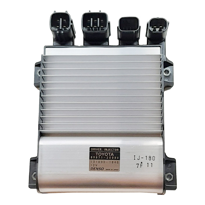 トヨタ（TOYOTA） ハイエース KDH200系 KDH211 KDH220系 トヨタ純正