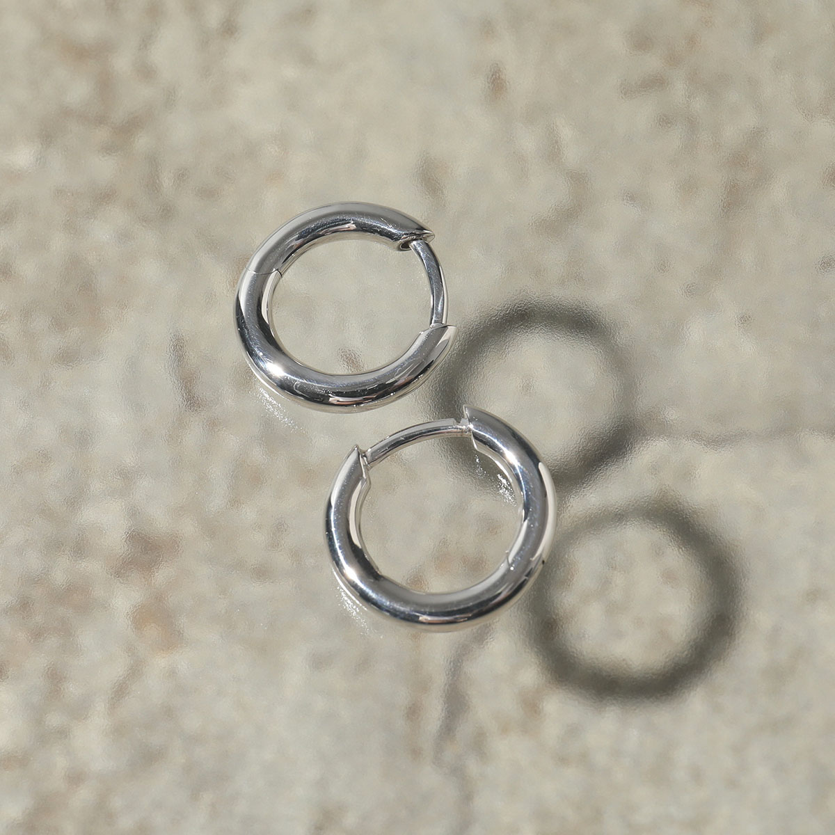 TOM WOOD（トムウッド） ピアス Classic Hoop Small クラシック フープ