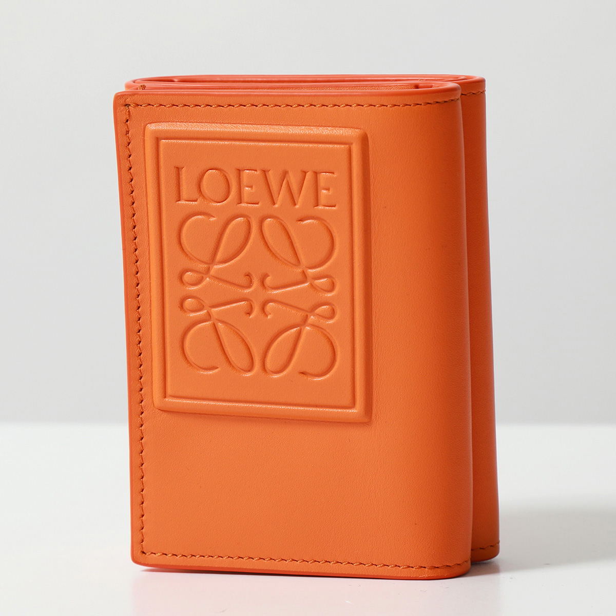 LOEWE（ロエベ） 三つ折り財布 TRIFOLD トライフォールド C565TR2X04