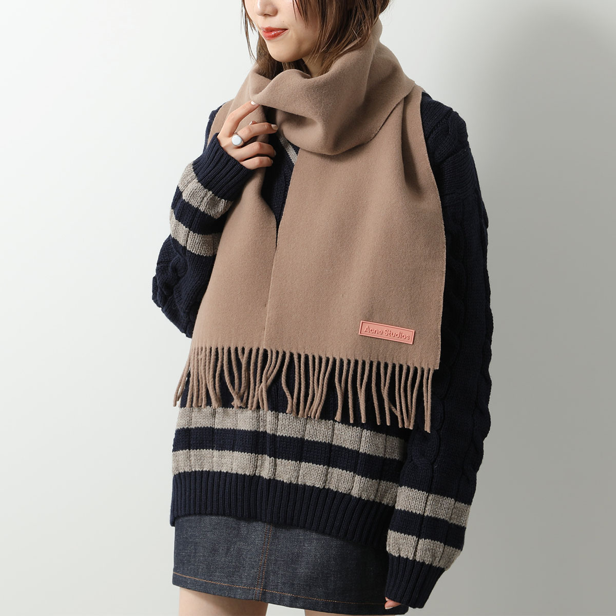 Acne Studios（アクネ ストゥディオズ） マフラー CA0281 FN-UX