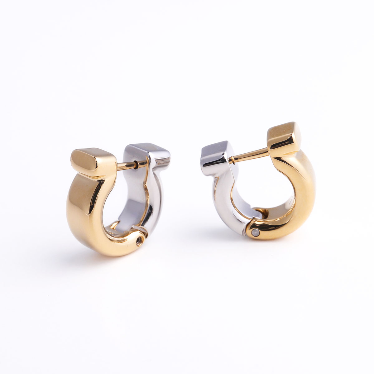FERRAGAMO（フェラガモ） ピアス EAR GANFUT P 76 0583 レディース