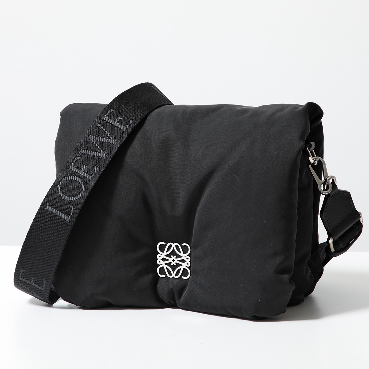 LOEWE（ロエベ） ショルダーバッグ GOYA PUFFER ゴヤ パファー