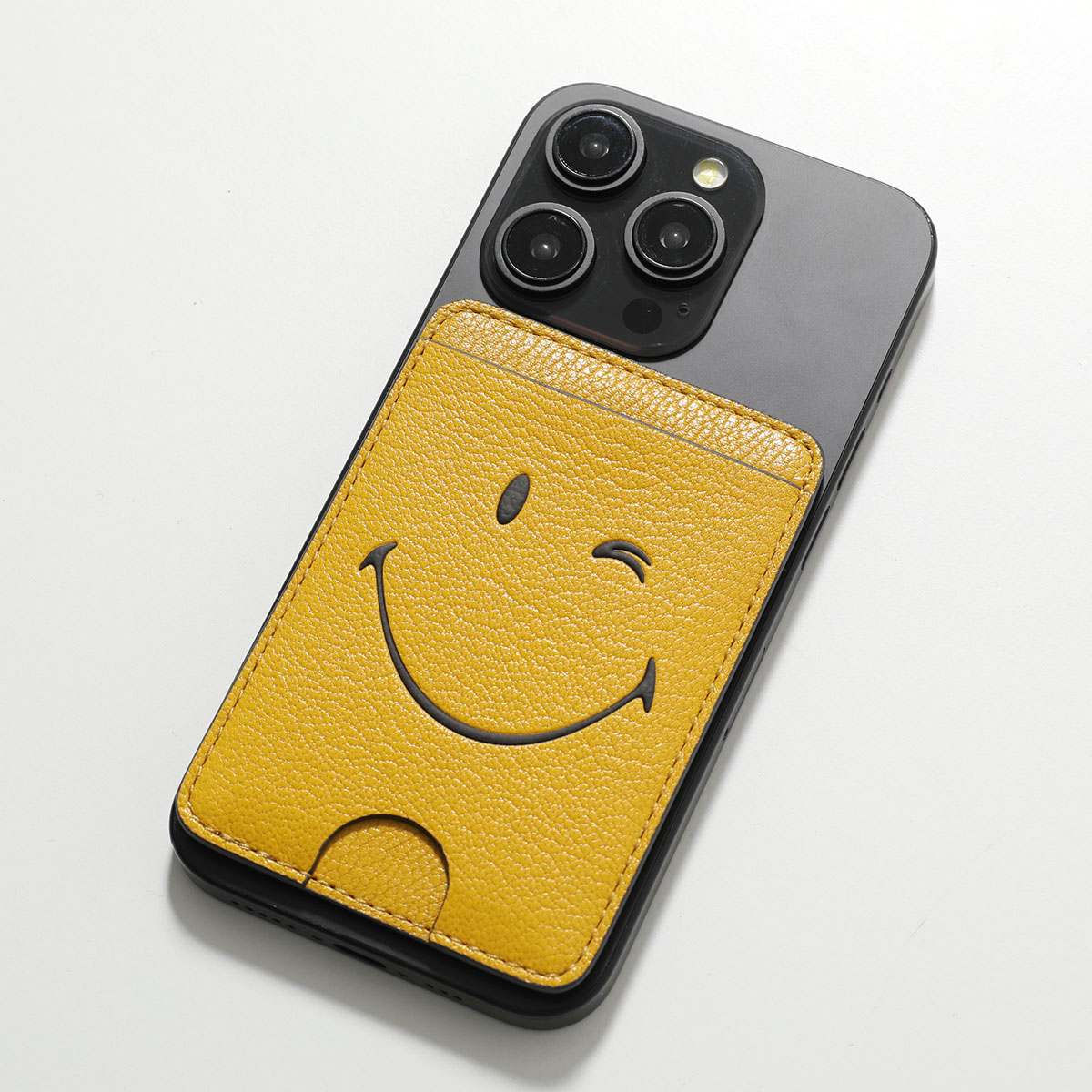 ANYA HINDMARCH（アニヤ・ハインドマーチ） カードケース Card Case