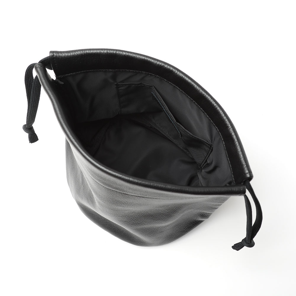 mormyrus（モルミルス） レザー巾着バッグ M088 ブラック シンプル