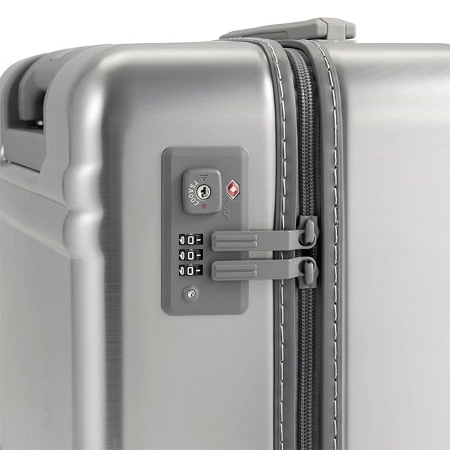 ZERO HALLIBURTON（ゼロハリバートン） 最大51% 2/22限定 スーツケース