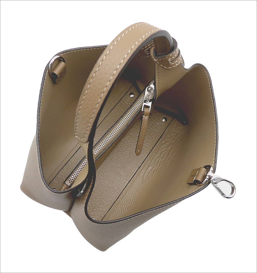 TOD'S（トッズ） レザー バッグ マイクロ XBWAPAEL000QRI2L64 tods