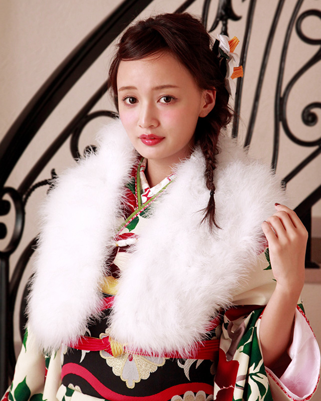 SOUBIEN（創美苑） ショール 白 ホワイト 羽毛 水鳥 マラボー ファー