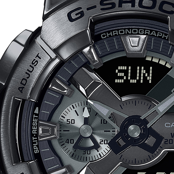 G-SHOCK メタルカバード ブラックアウト GM-110BB-1AJF メンズ 腕時計
