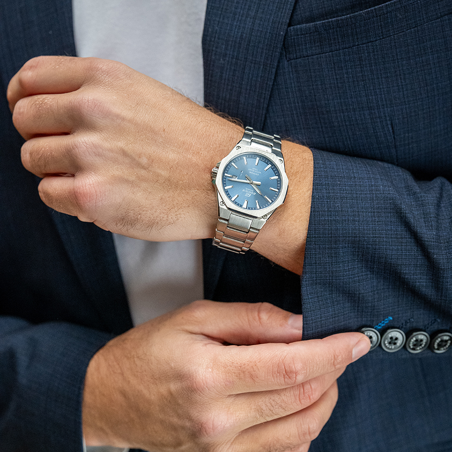 EDIFICE（CASIO） カシオ エディフィス スタンダード クオーツ 3針 EFR