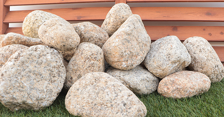 伊勢五郎太 3-4寸(約90-120mm) 18kg / 石 庭 庭石 おしゃれ 置き石 大