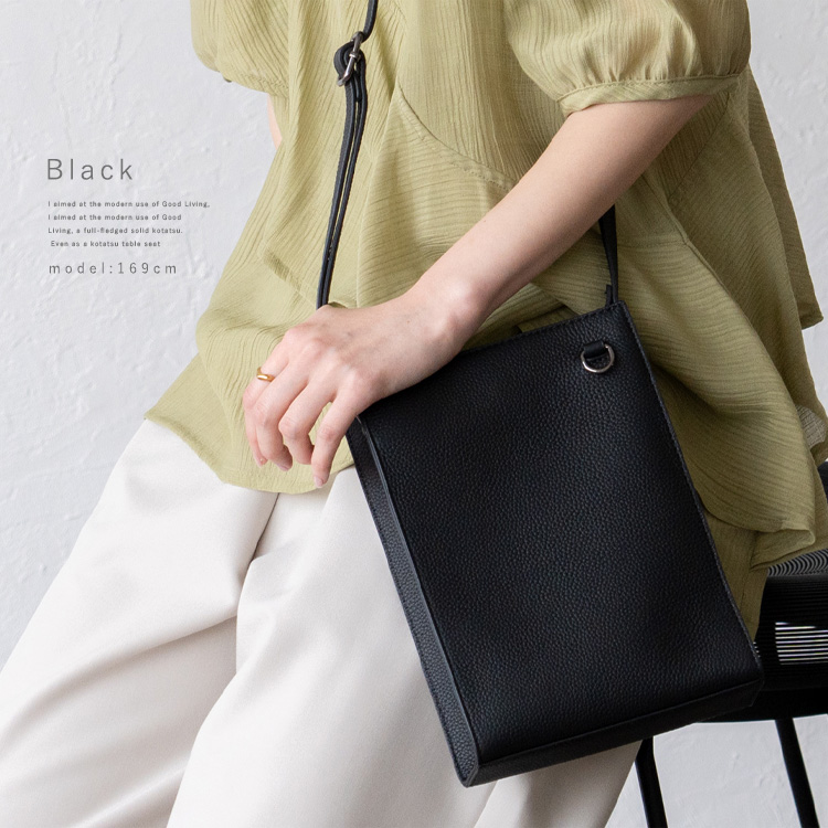 VitaFelice（ヴィータフェリーチェ） ショルダーバッグ レディース