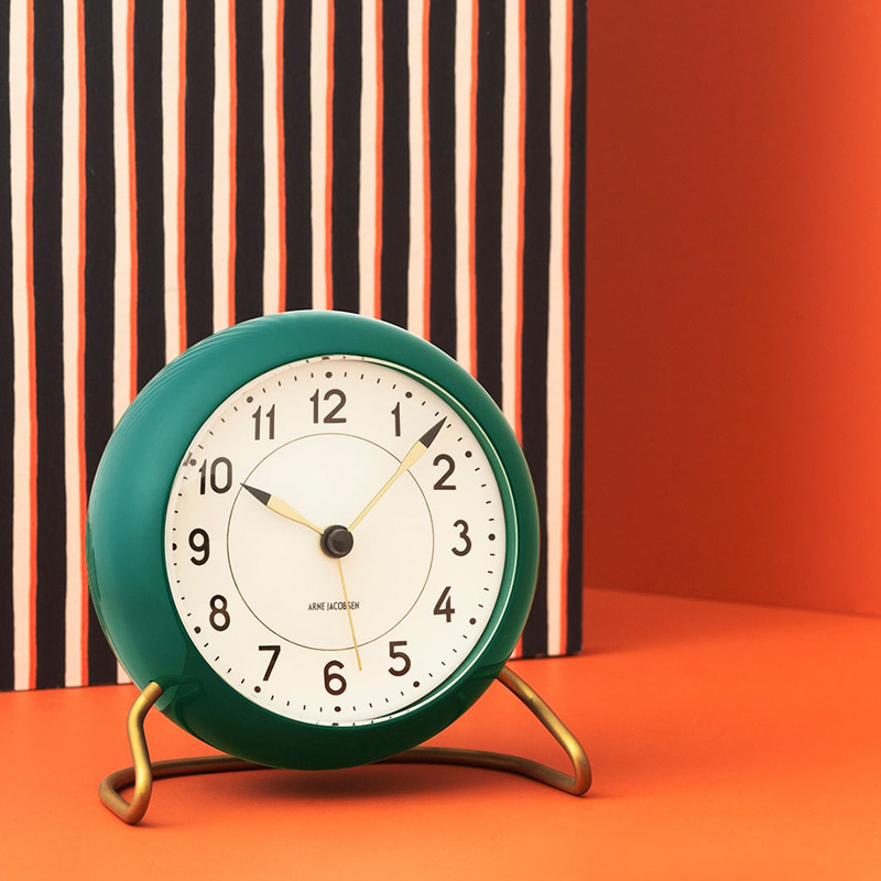ARNE JACOBSEN（アルネ ヤコブセン） 特典付 置き時計 ARNE JACOBSEN