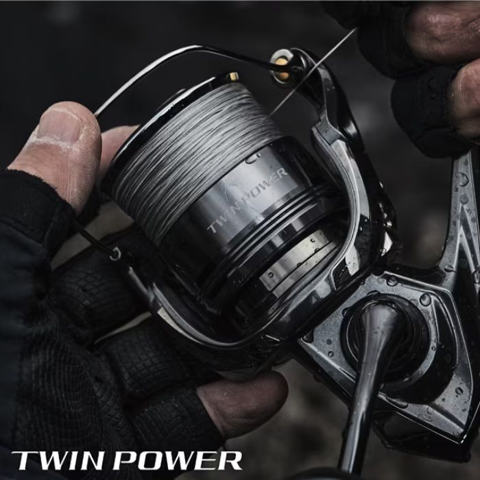 シマノ（SHIMANO） 24 ツインパワー 3000MHG TWIN POWER リール