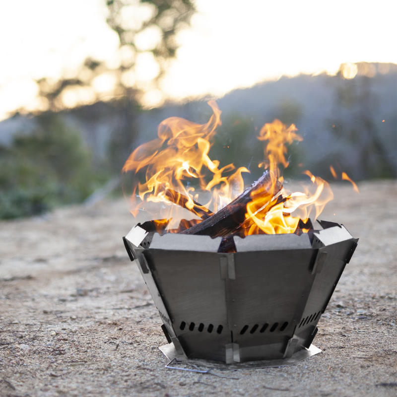 焚き火台LL 豪快 大人数 まさに冬場の焚き火専用台としてGOOD 焚火台LL