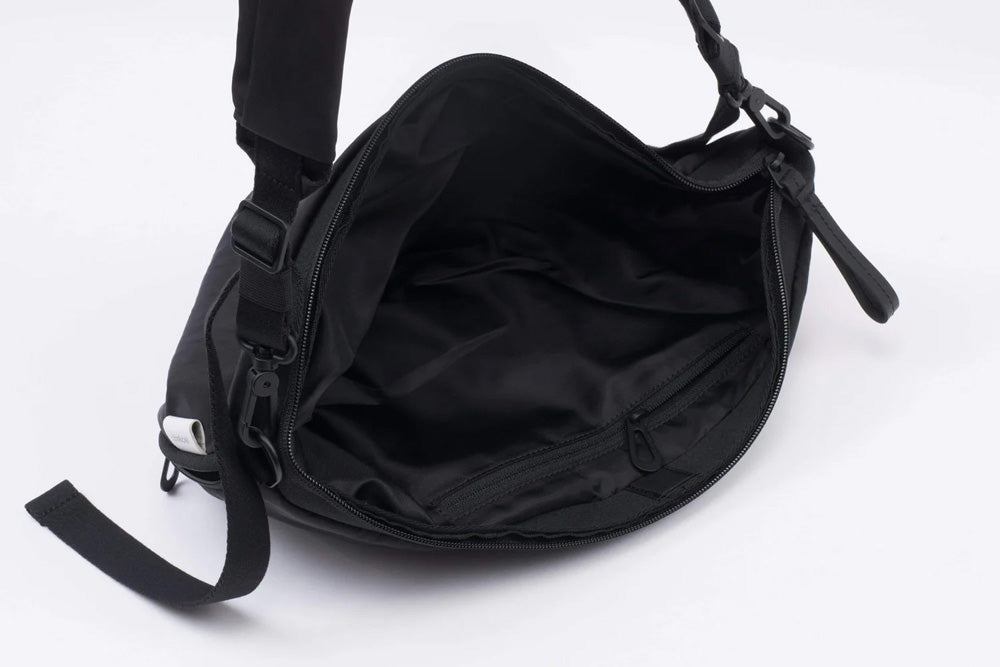 Cote&Ciel - Orne Smooth - Black - Crossbody – Rove Goods