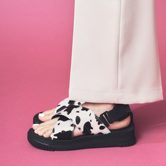 SHAKA スポーツ サンダル FIESTA COWHAIR [レディース] [2023 春夏] SK