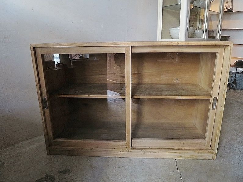 木枠ガラスの2段収納食器棚 - 古道具＋original‐紫山‐ shizan